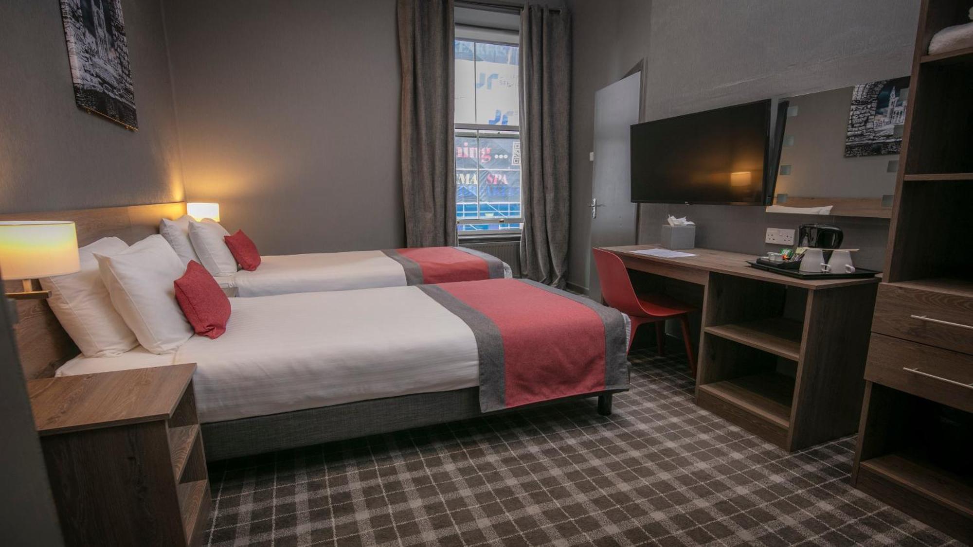 Hotel Devoncove